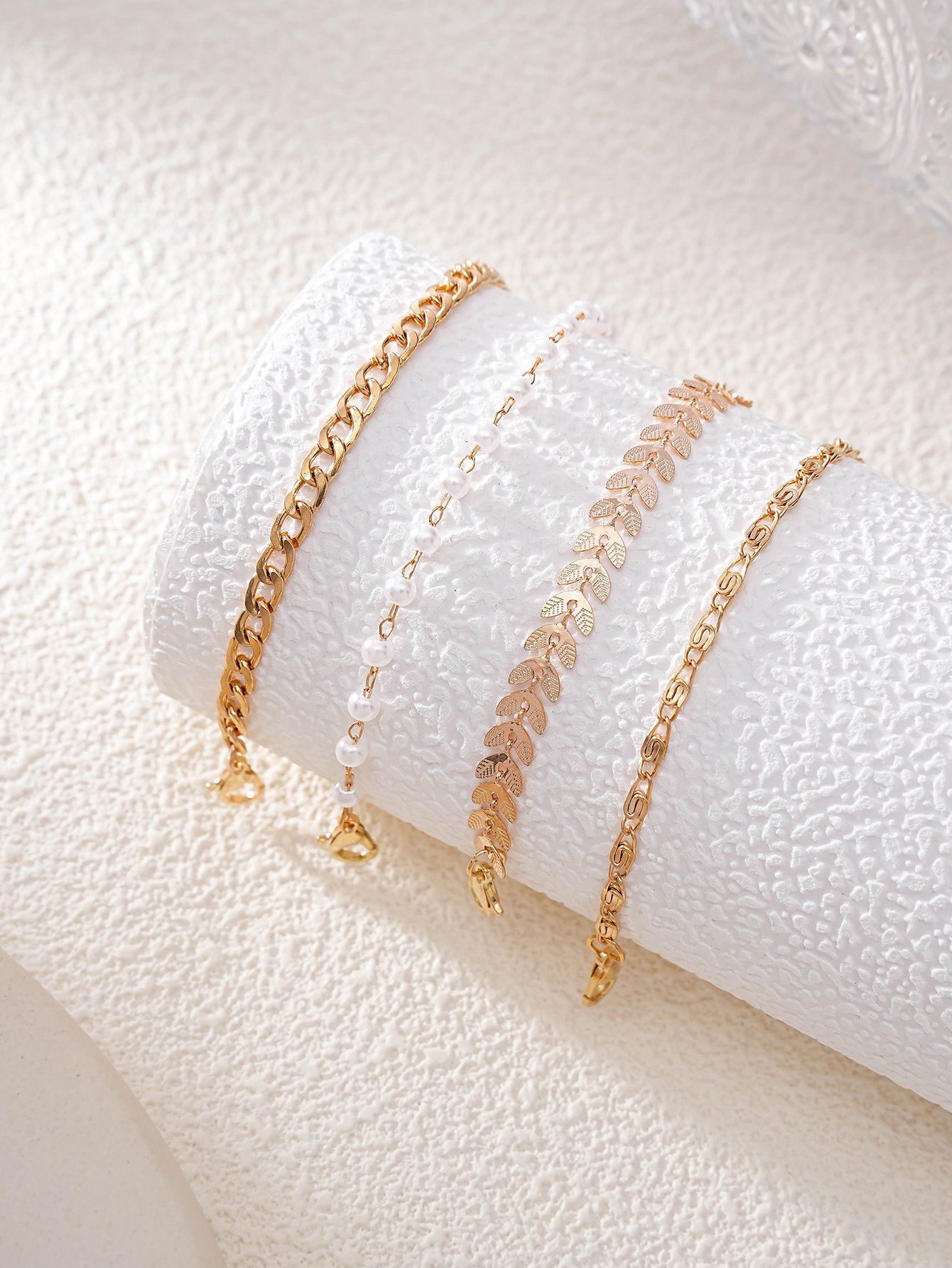 Pack of 4 - Gold Tone Link and Pearl Bracelets