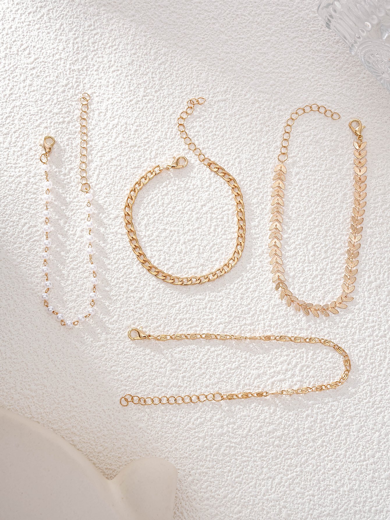 Pack of 4 - Gold Tone Link and Pearl Bracelets