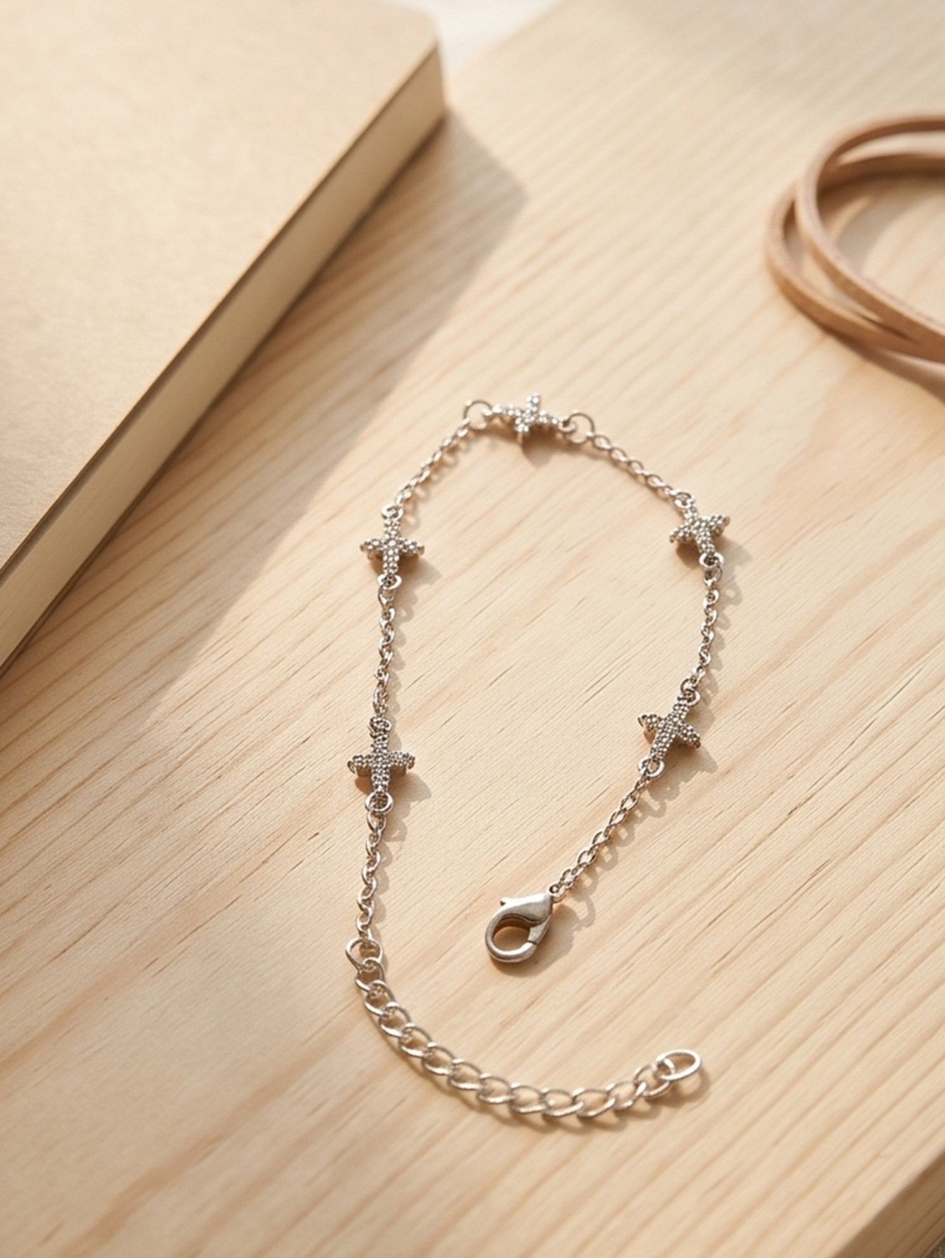 Silver Tone Clover Charm Link Bracelet