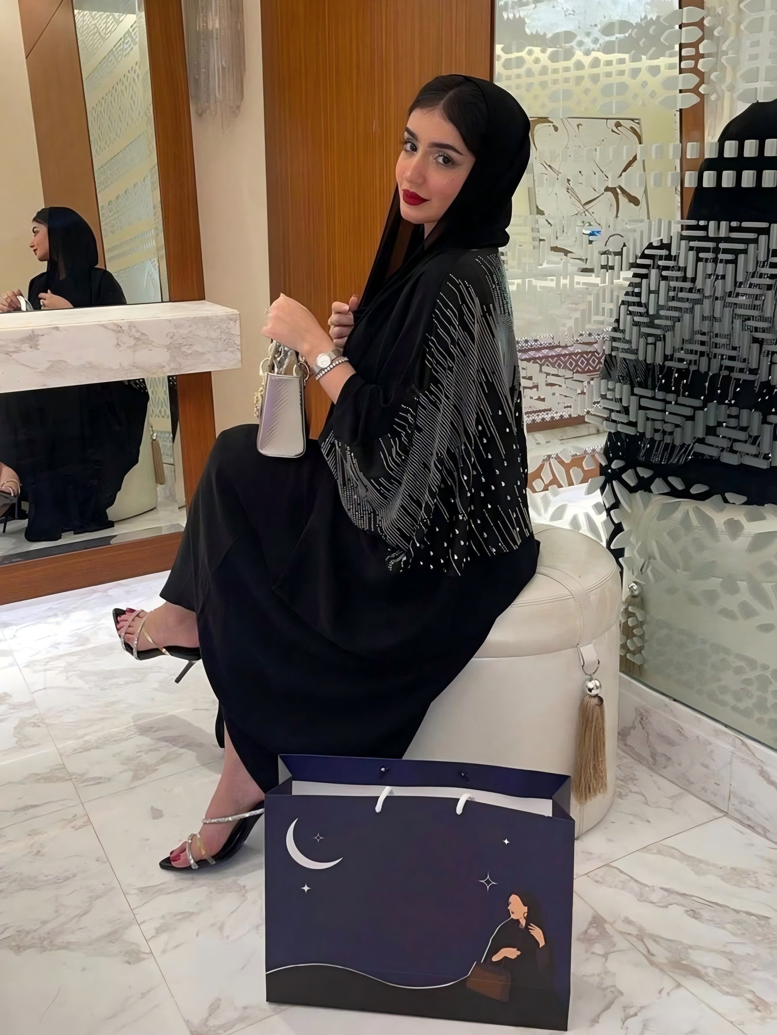 Black Embellished Long Sleeves Abaya