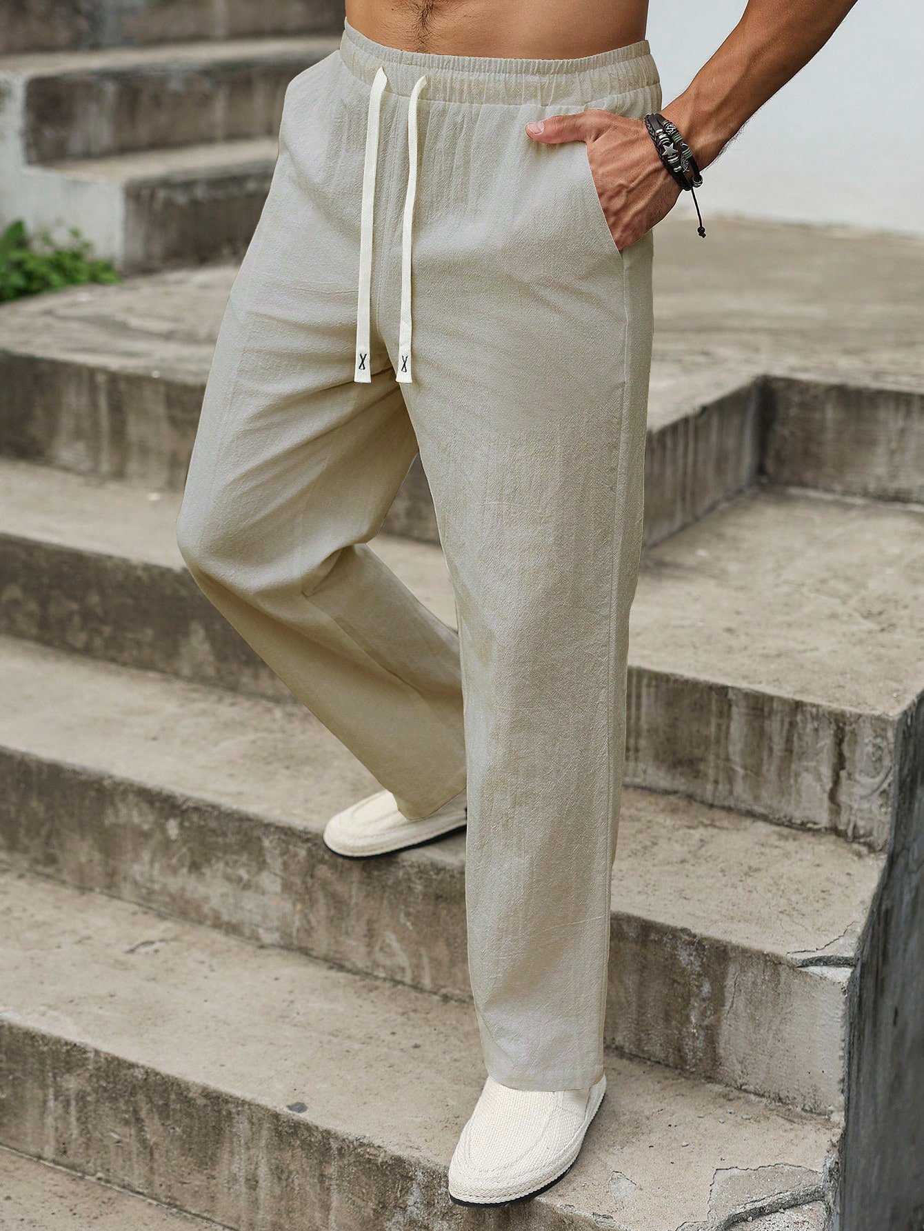 Men Beige Blend Relaxed Fit Trousers
