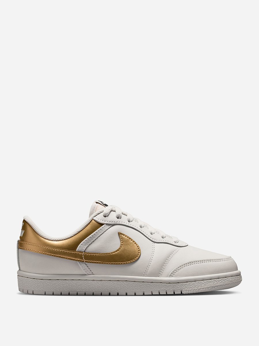 Air Jordan Skyline Low Shoes