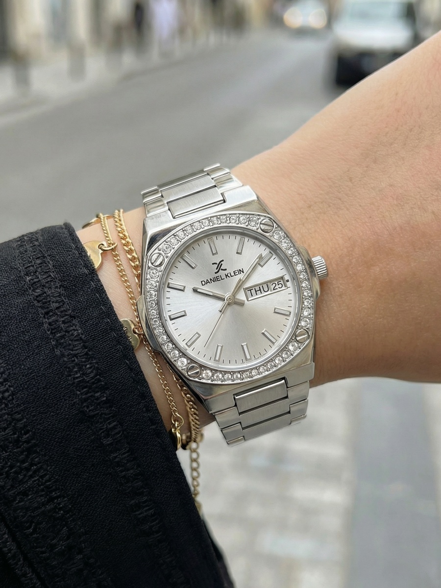 Premium Silver Stainless Steel Watch for Women DK.1.14122-1