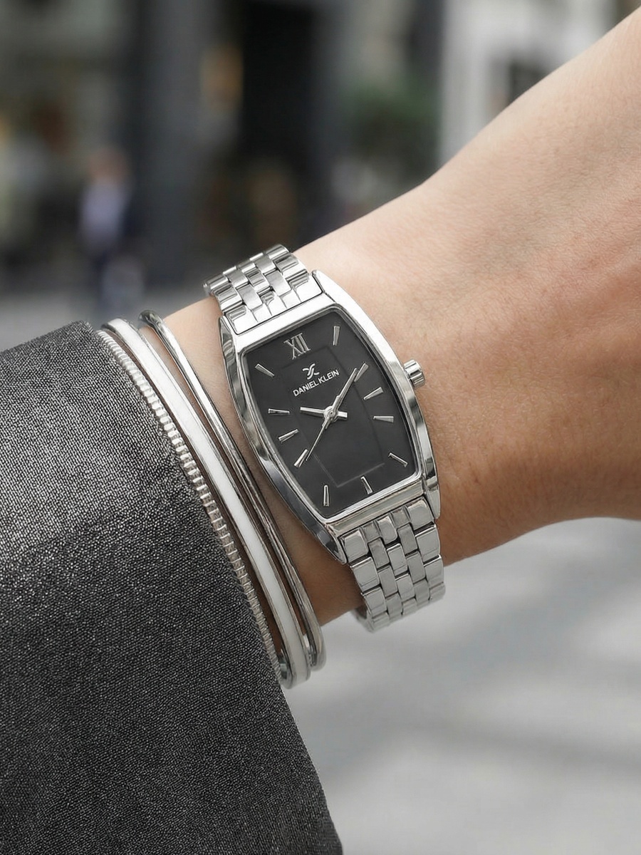 Premium Silver Stainless Steel Watch for Women DK.1.14107-2