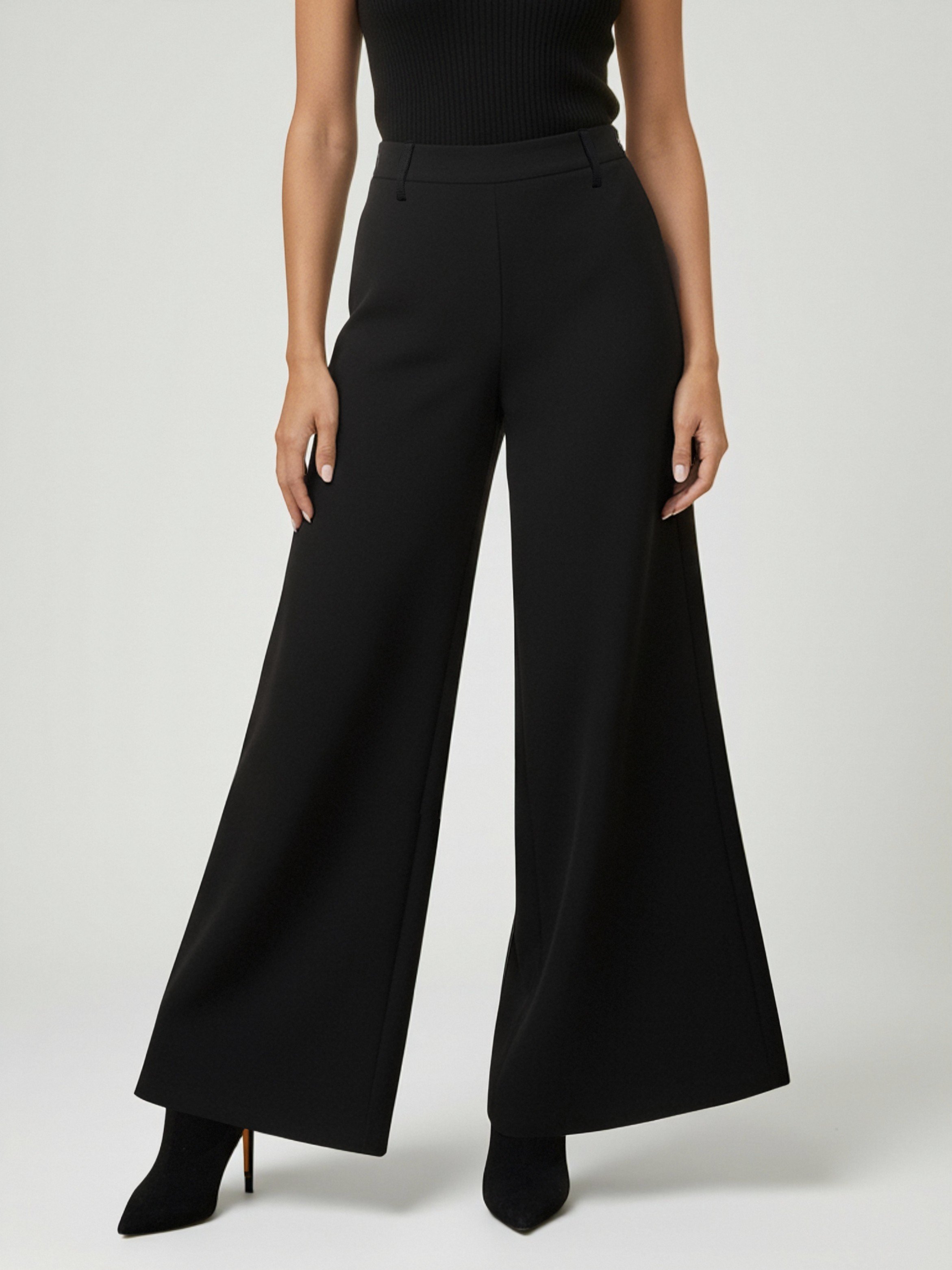 Black Solid Wide Leg High Waist Trousers