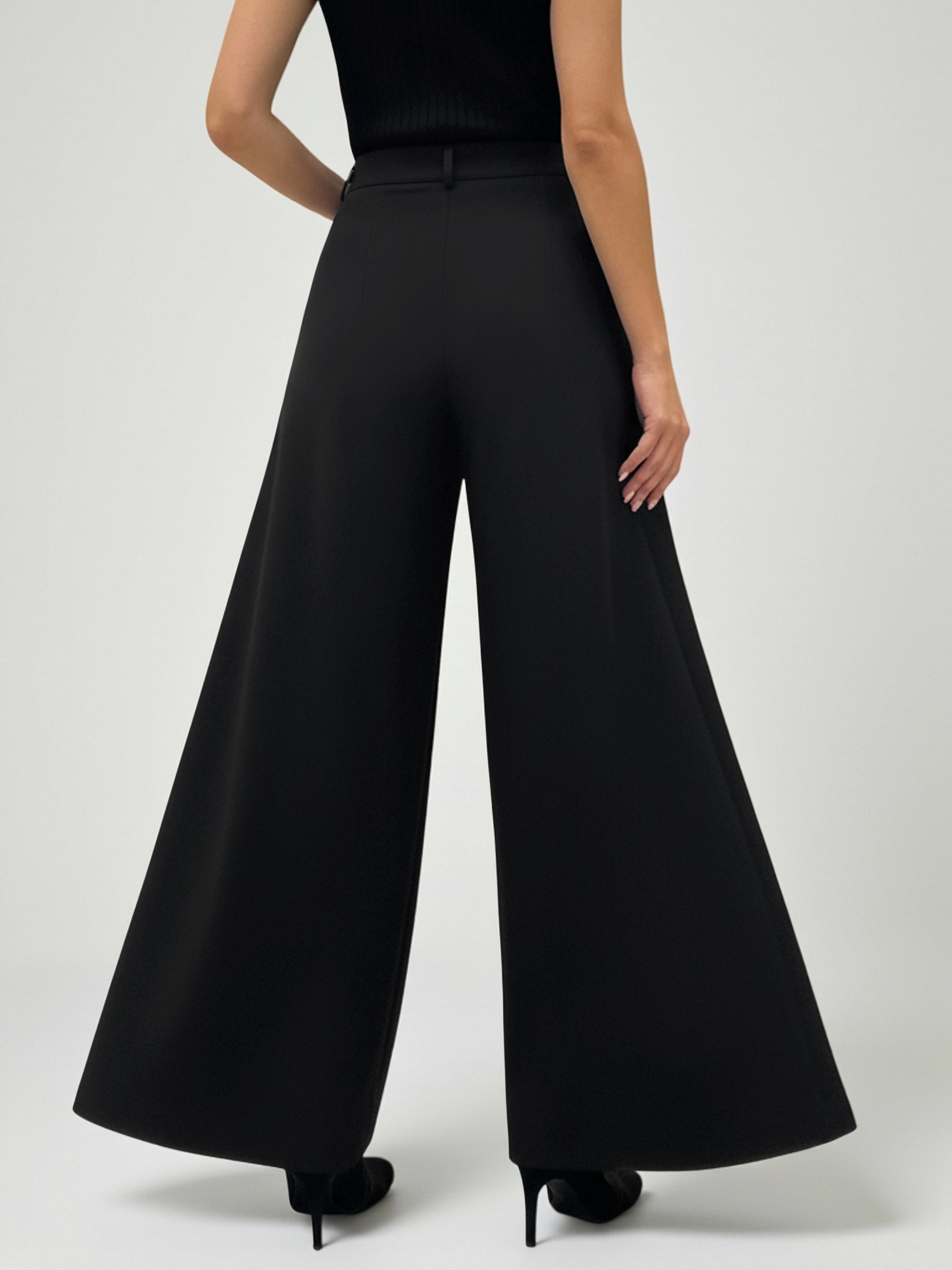 Black Solid Wide Leg High Waist Trousers