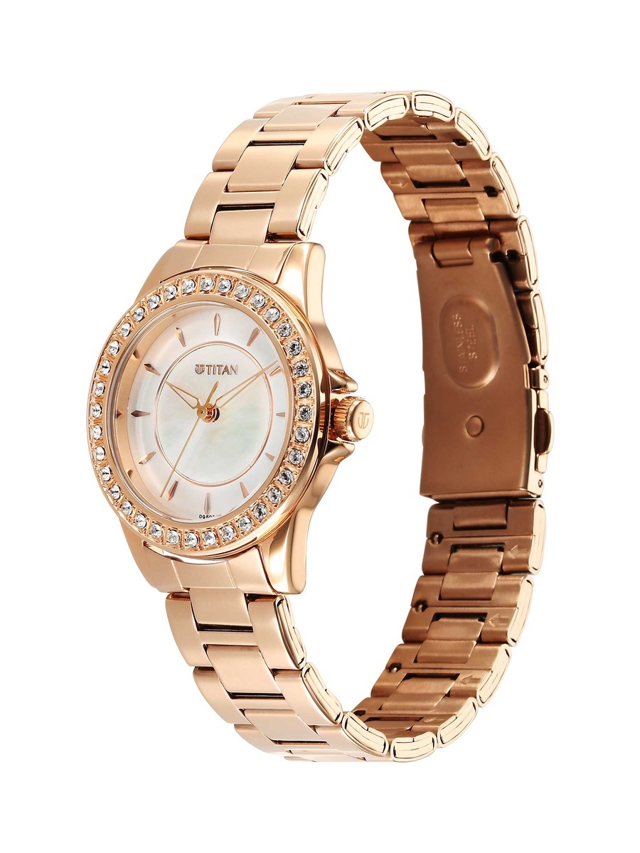 Women Raga Light Pink Dial Analog Watch with Stainless Steel Strap
