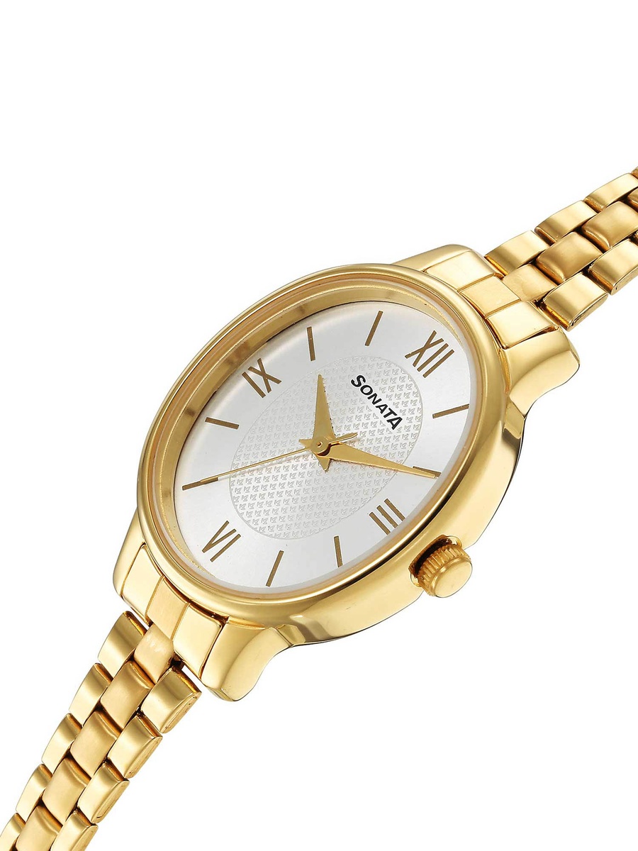 Women Silver Dial Metal Strap Watch