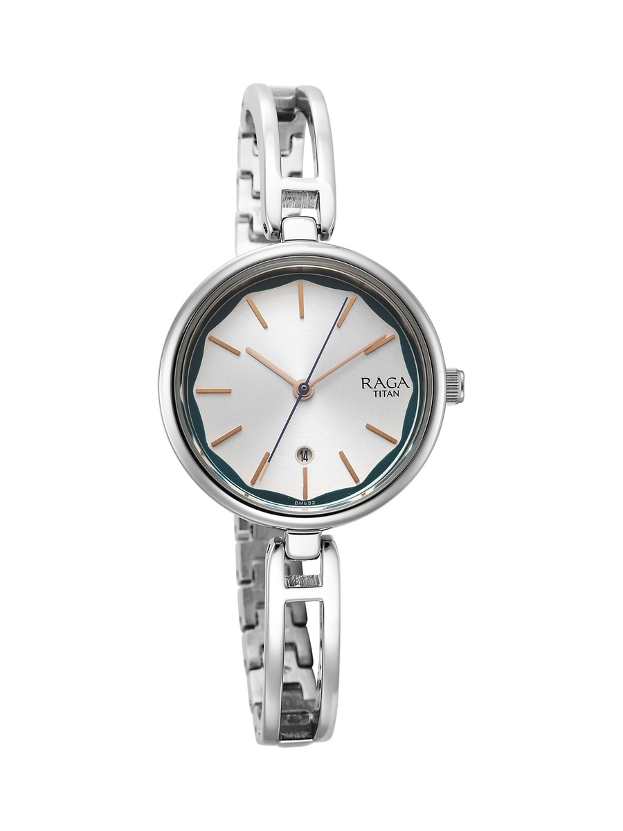 Women Analog Watch with Silver Dial and Stainless Steel Bracelet