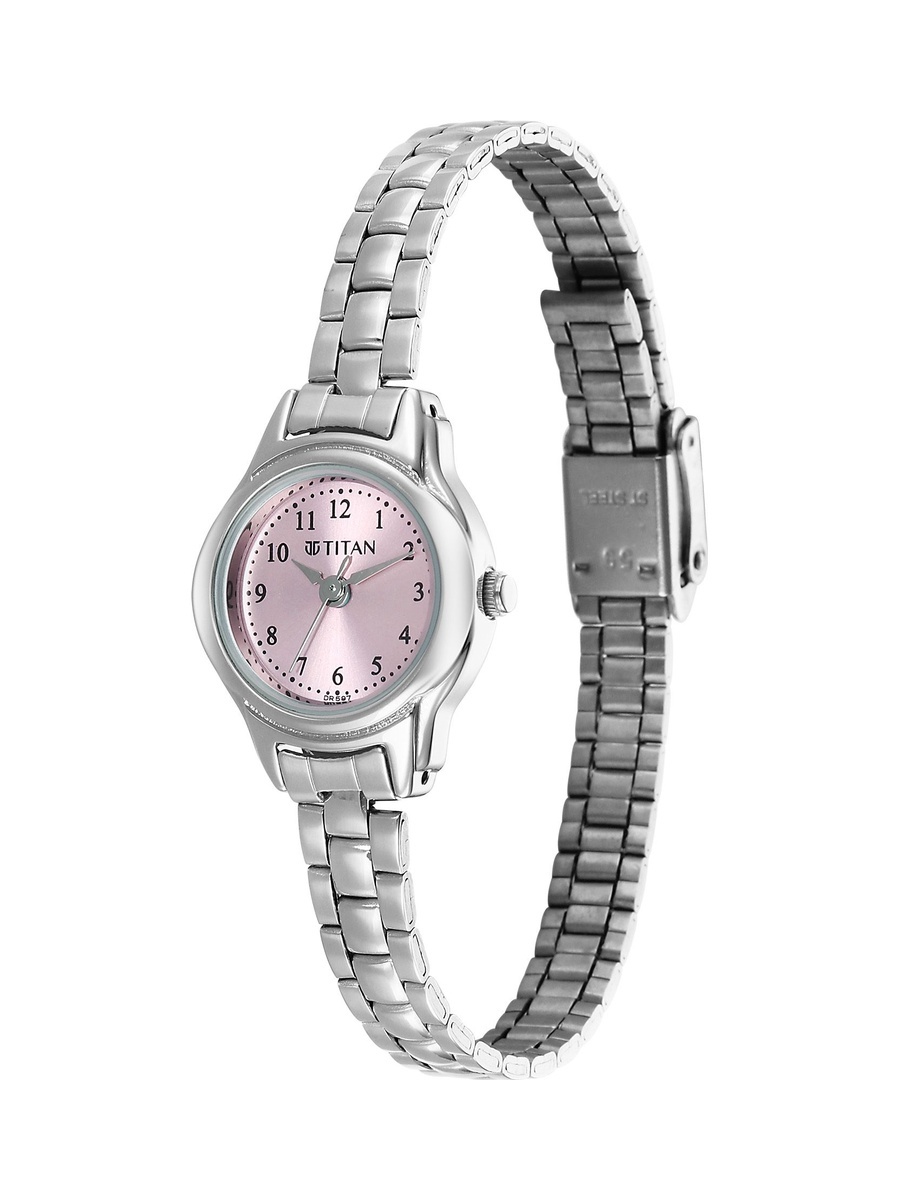 Women Karishma Watch with Champagne Dial and Stainless Steel Strap, Quartz