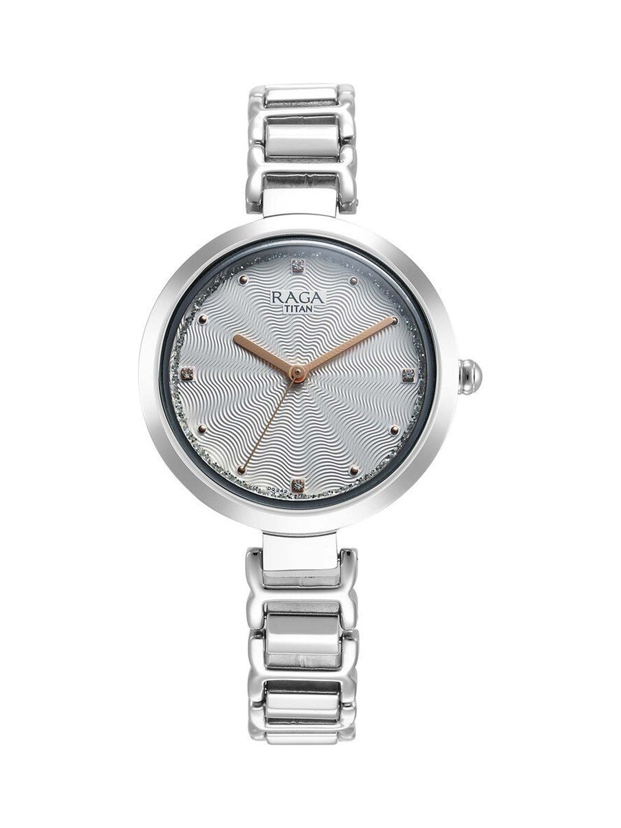 Women Raga Memoirs Watch with Silver Dial and Brass Strap, Quartz Movement