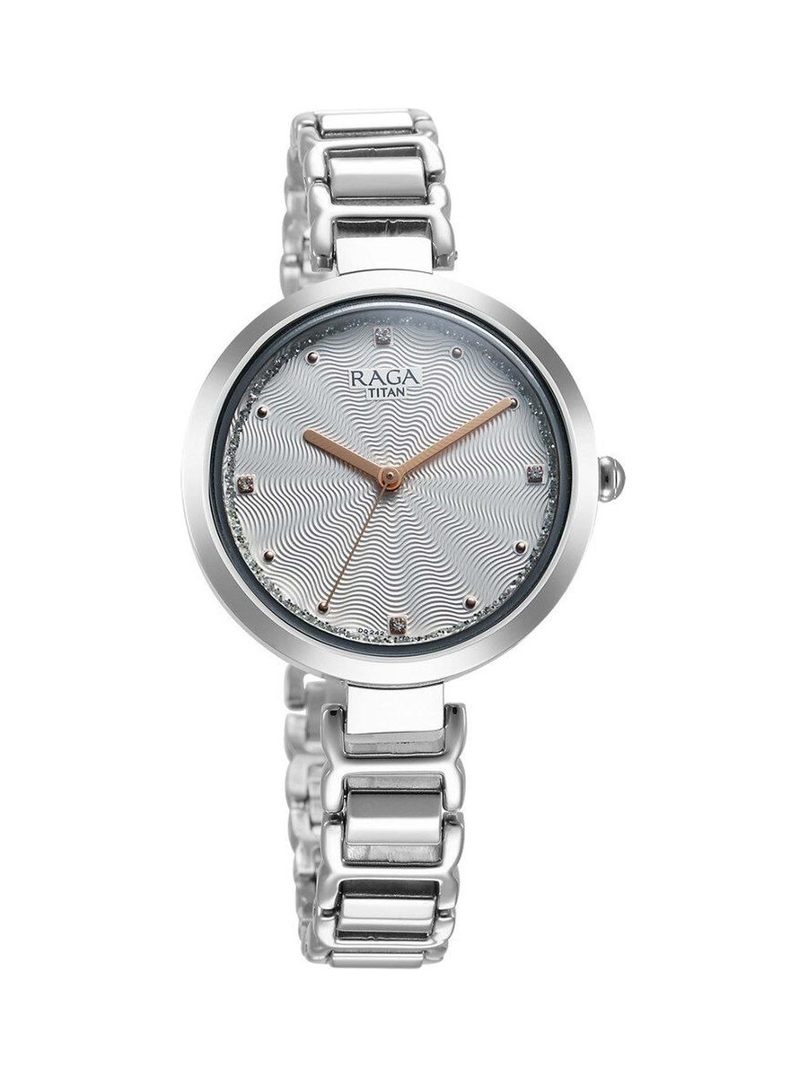 Women Raga Memoirs Watch with Silver Dial and Brass Strap, Quartz Movement