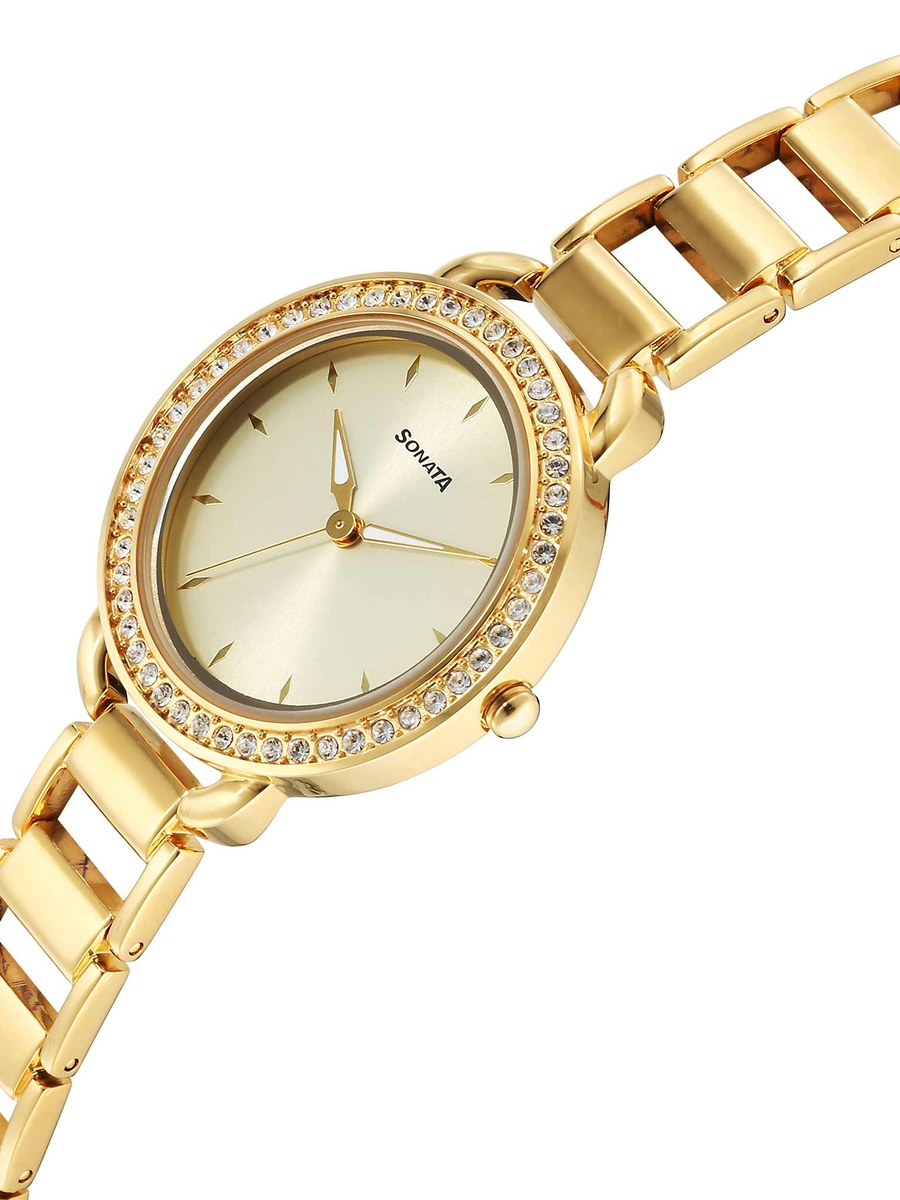 Women Gold-Tone Metal Strap Watch