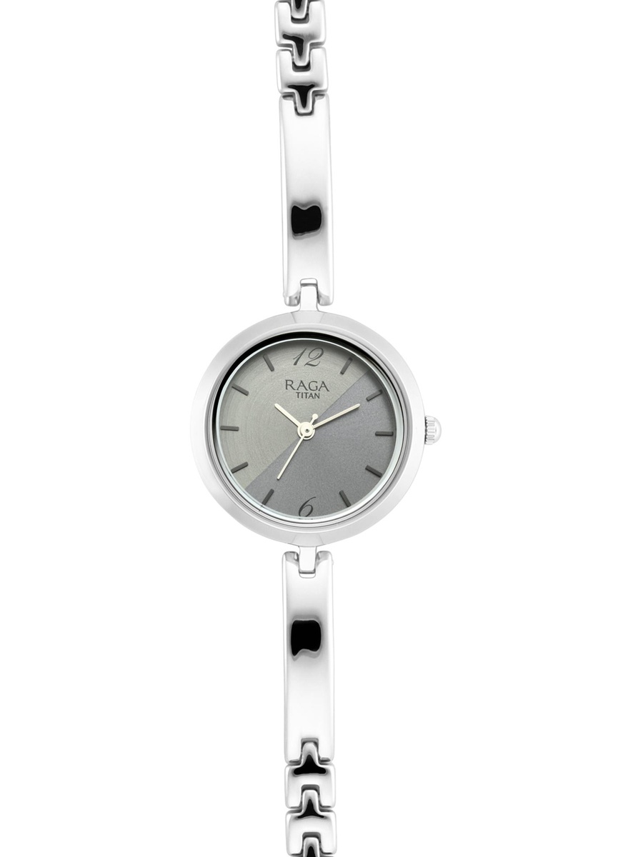 Women Raga Viva Watch with Silver Dial and Metal Strap, Quartz