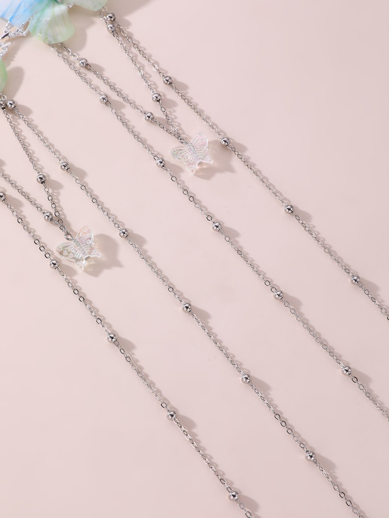 Set of 2 - Butterfly Decor Chain Hair Clips