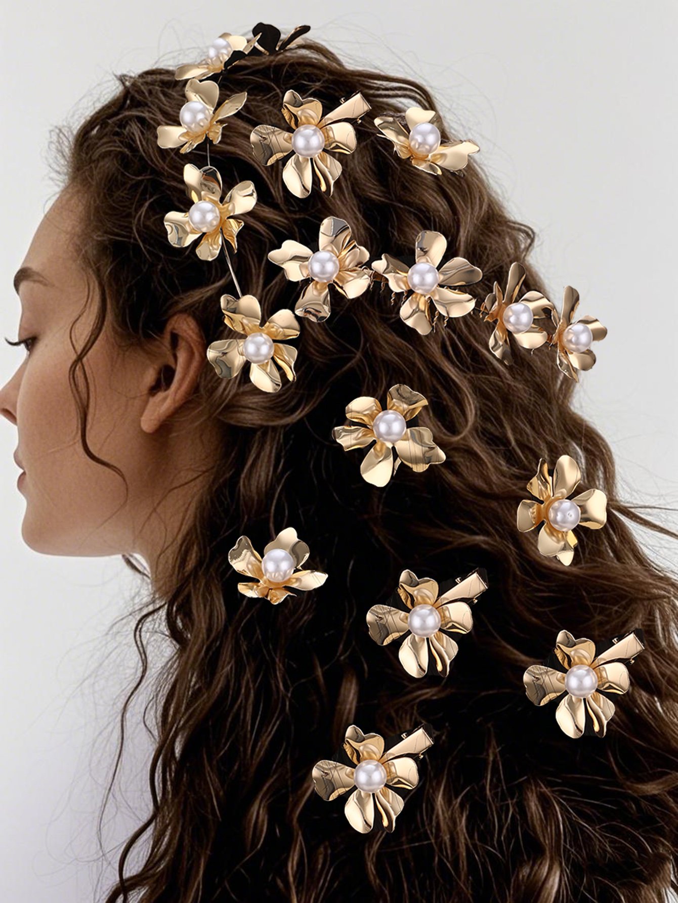 Pack of 3 - Gold Tone Pearl Embellished Flower Hair Clips