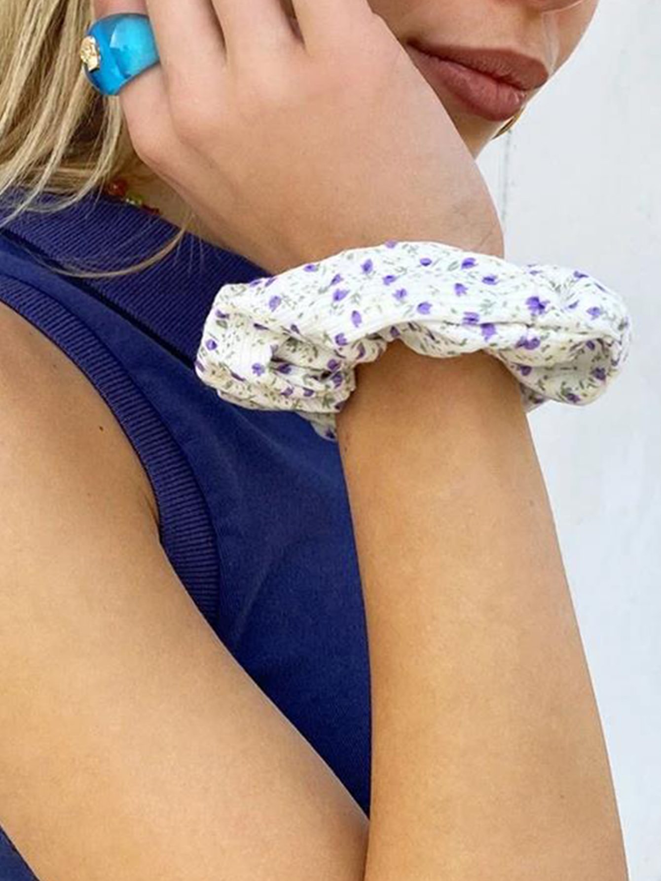 Set of 2 - Floral Print Hair Scrunchies