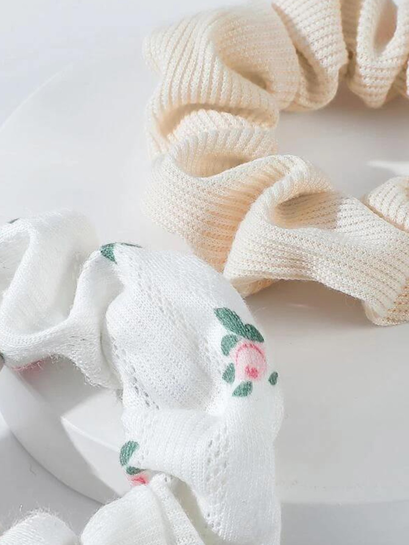 Set of 2 - Floral Scrunchies