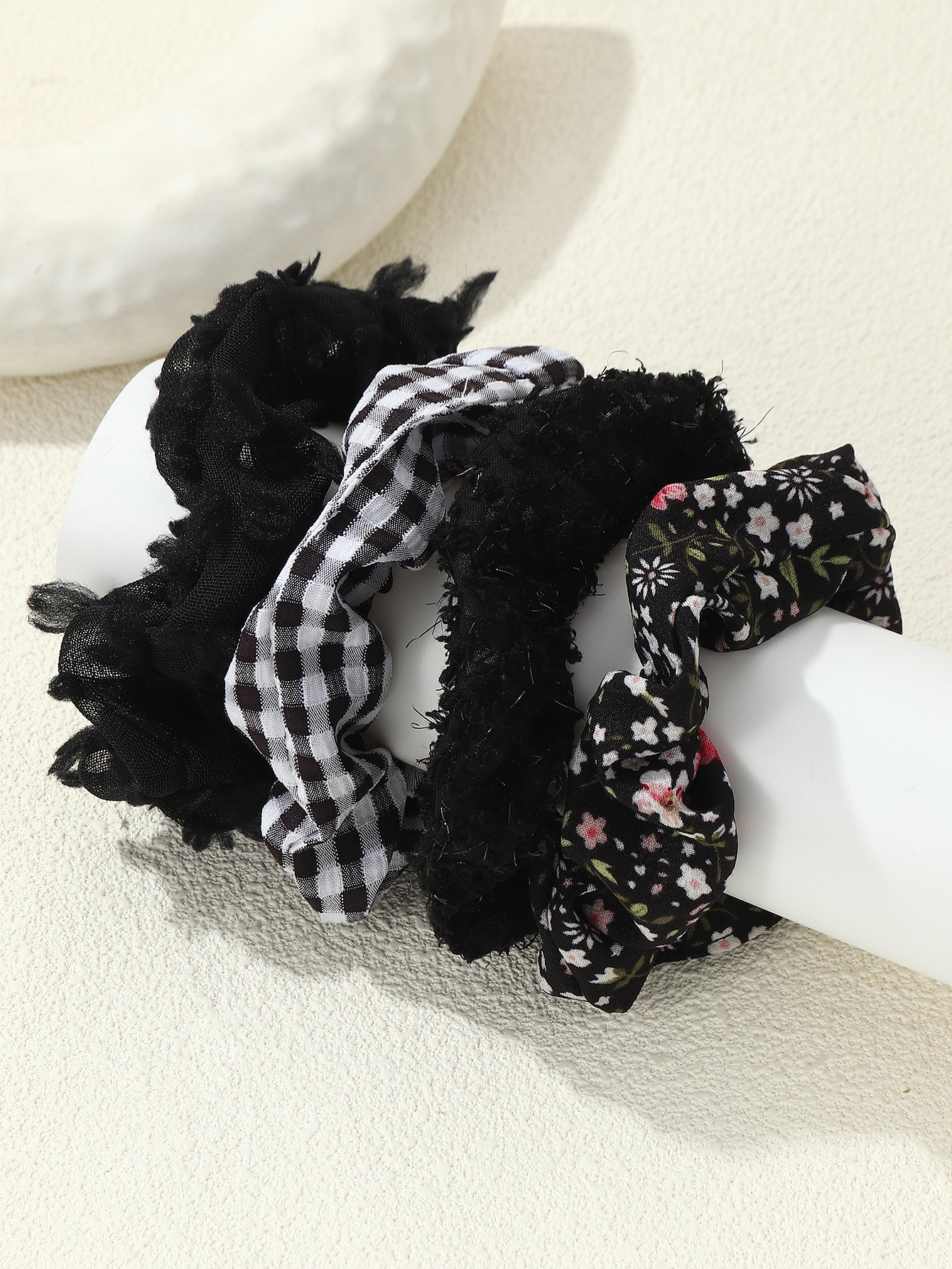 Set of 4 - Assorted Scrunchies