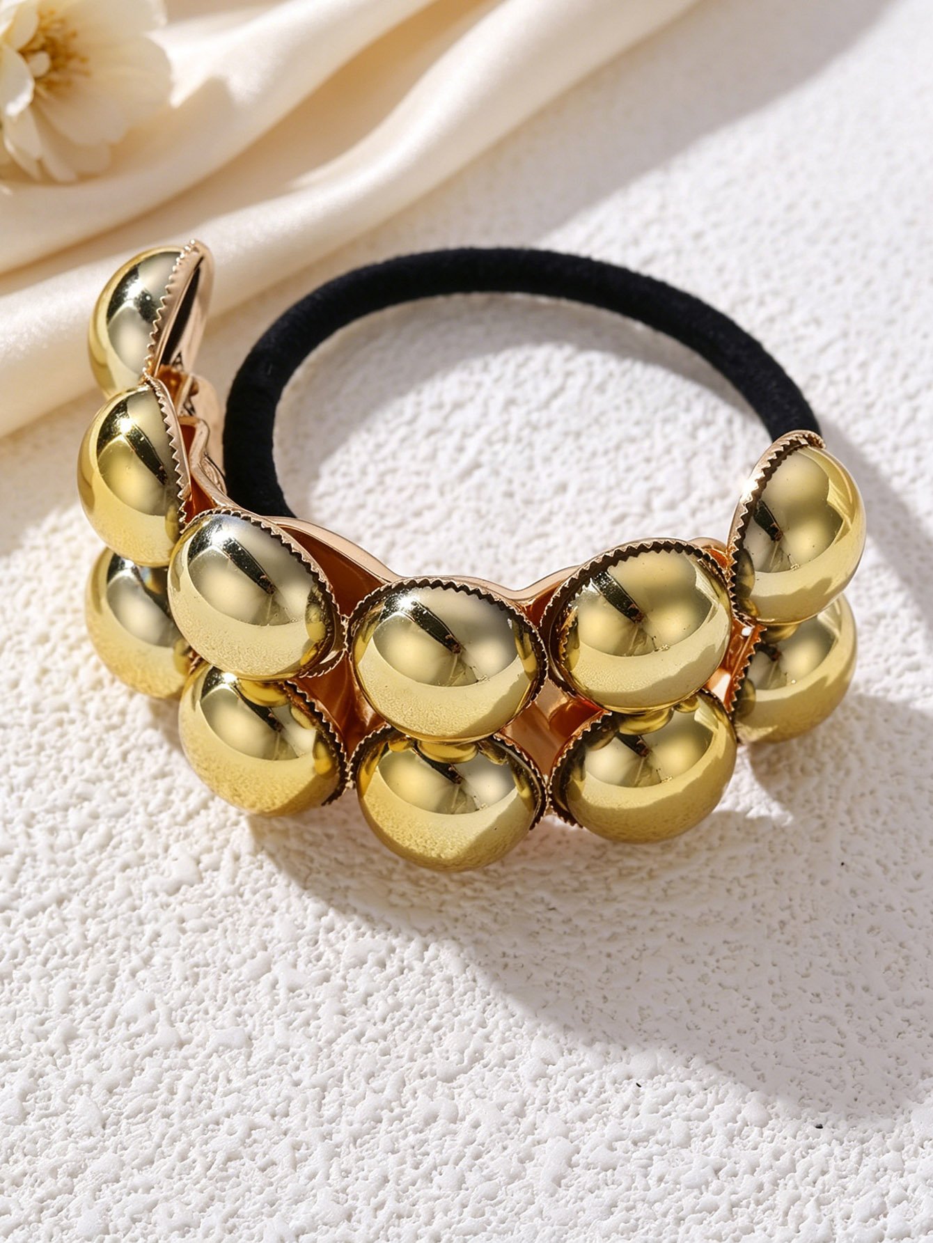 Pearl Hair Tie