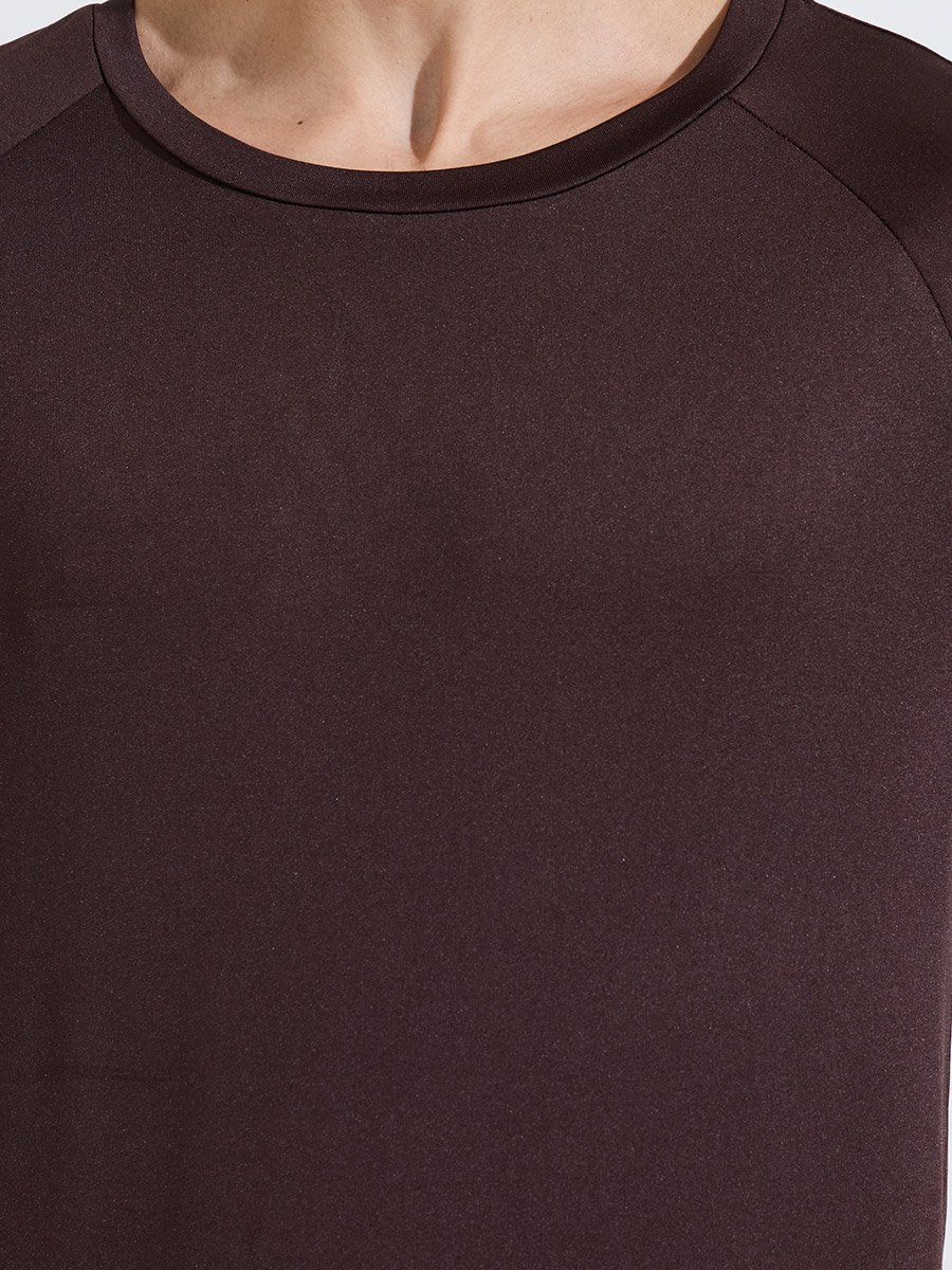 Brown Solid Muscle Fit Long Sleeve Running T-Shirt