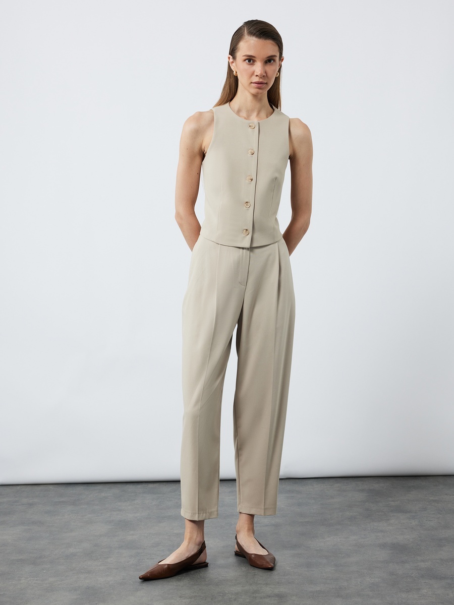 Solid Sleeveless Button Vest