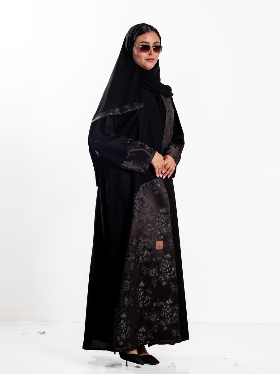 عباية روعة جاكار