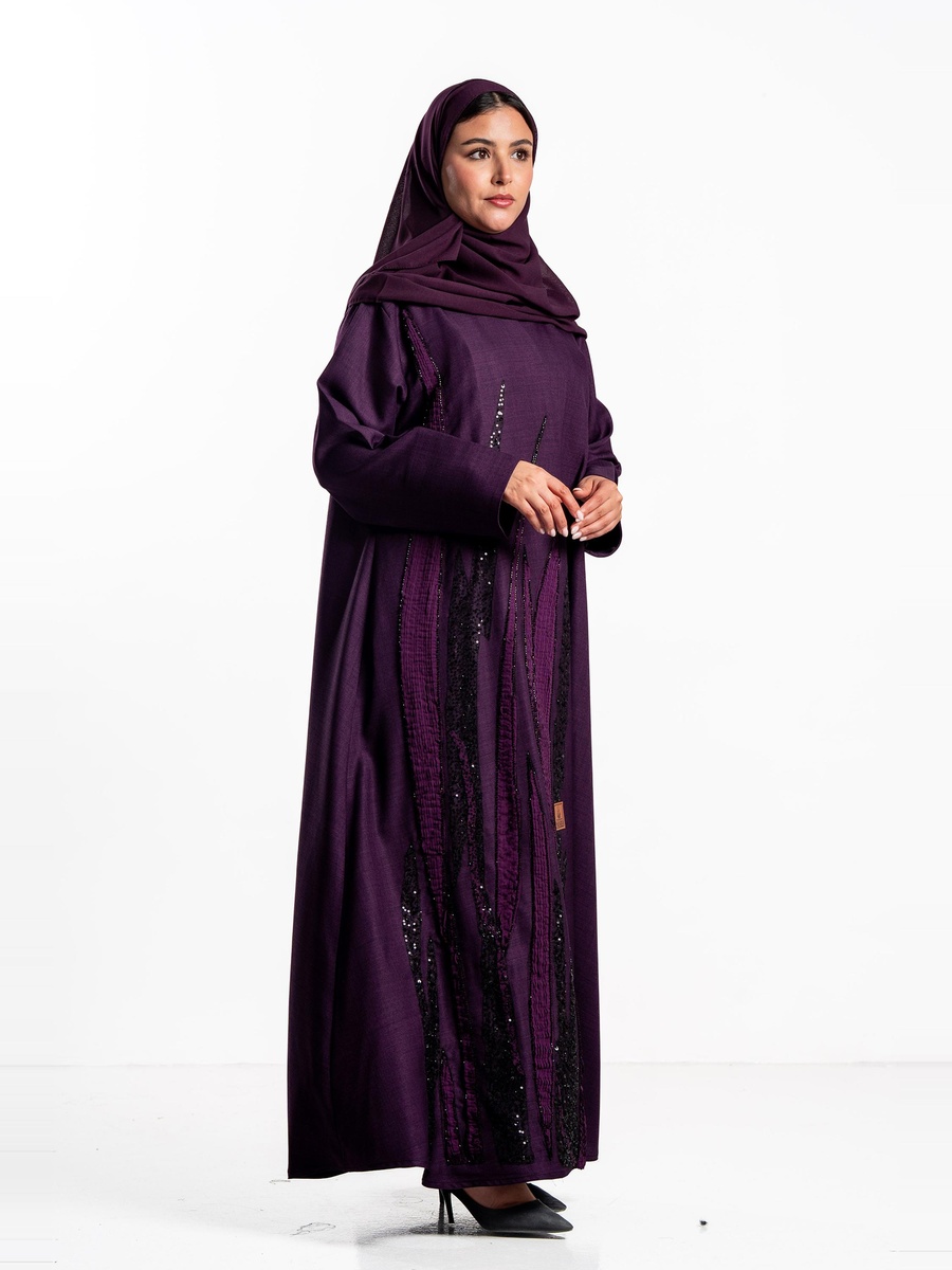 Rayhana Abaya with Embellishment