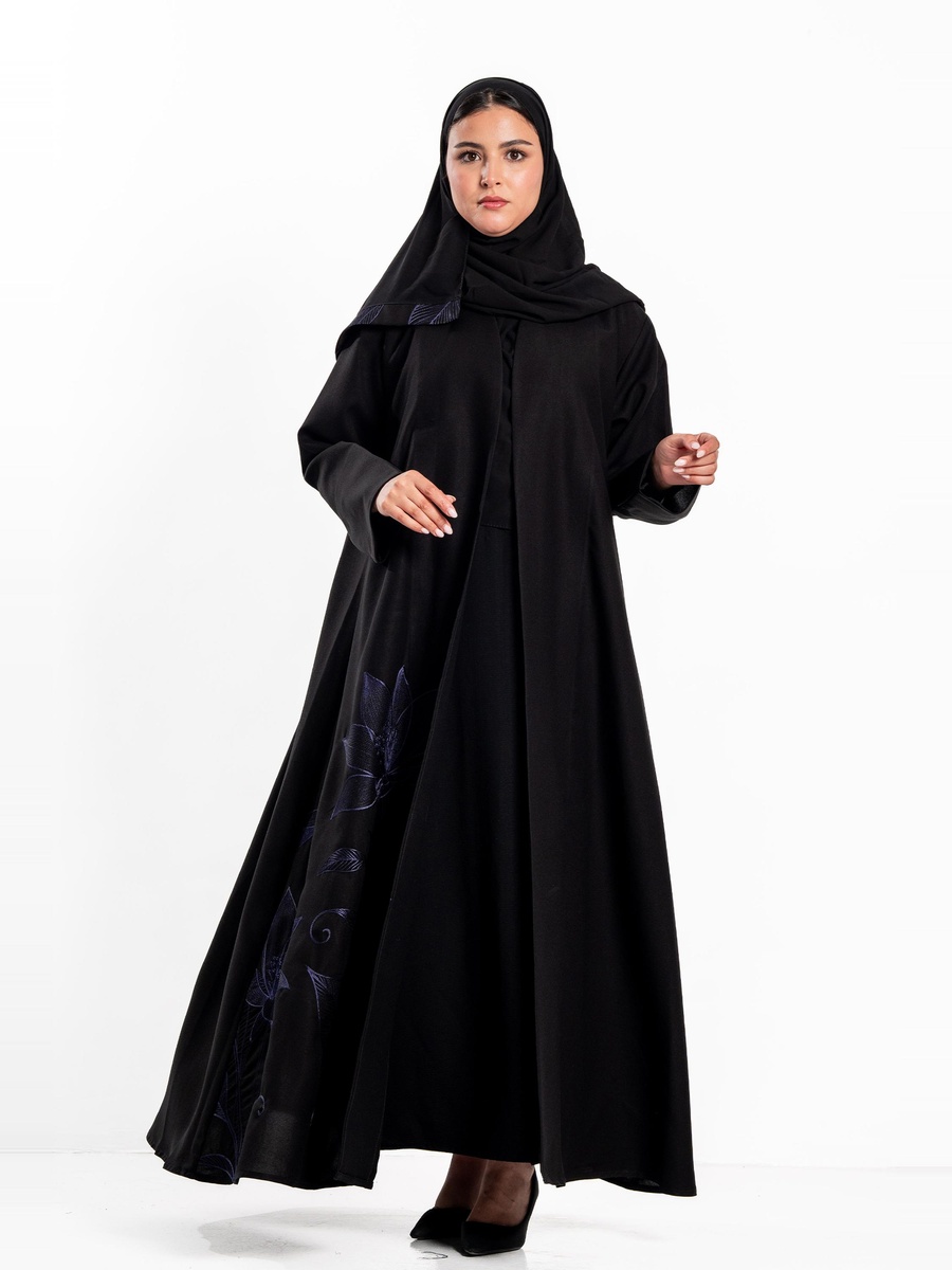عباية أشواق بتطريز