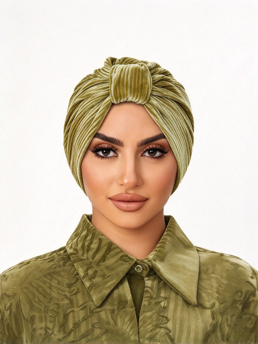 غطاء رأس توربان بلون أخضر زمردي