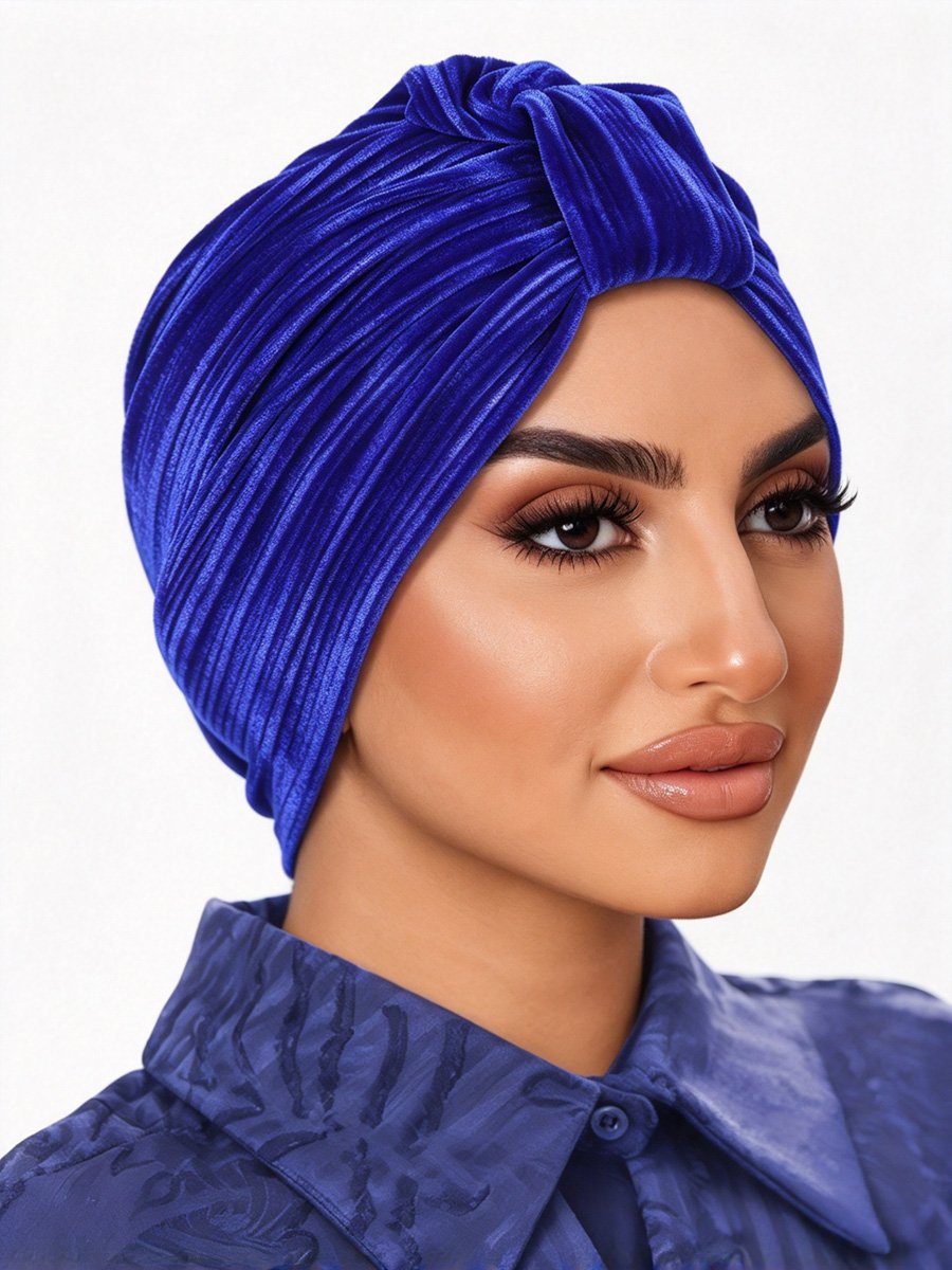 غطاء رأس توربان بلون أزرق داكن