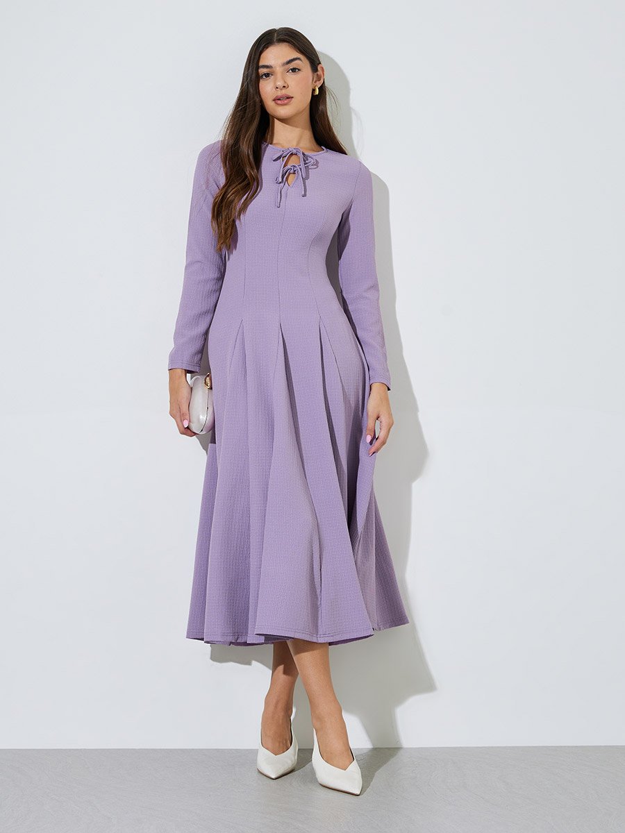 Lilac Textured Pleated Details Tie-Up Neck A-Line Maxi Dress