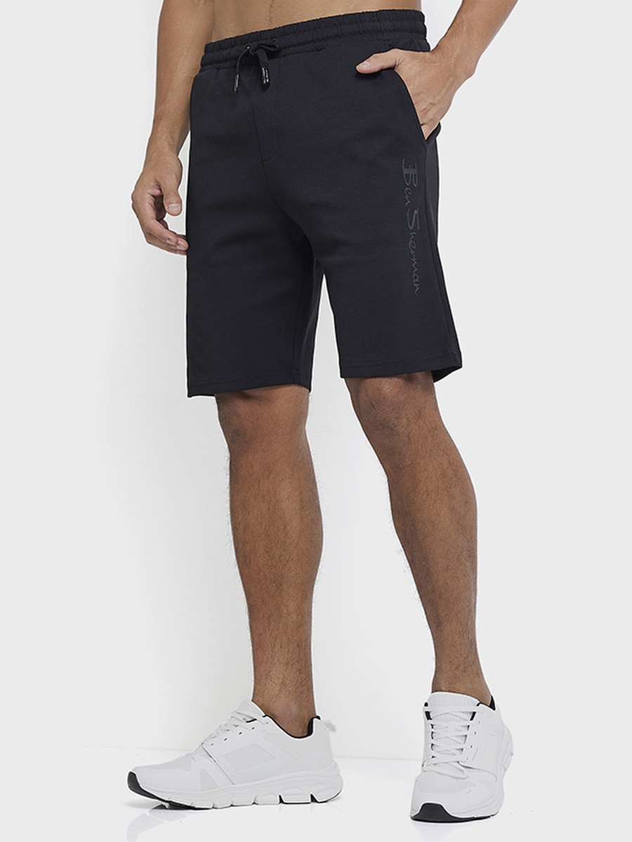 Men Solid Drawstring Waistband Knitted Shorts