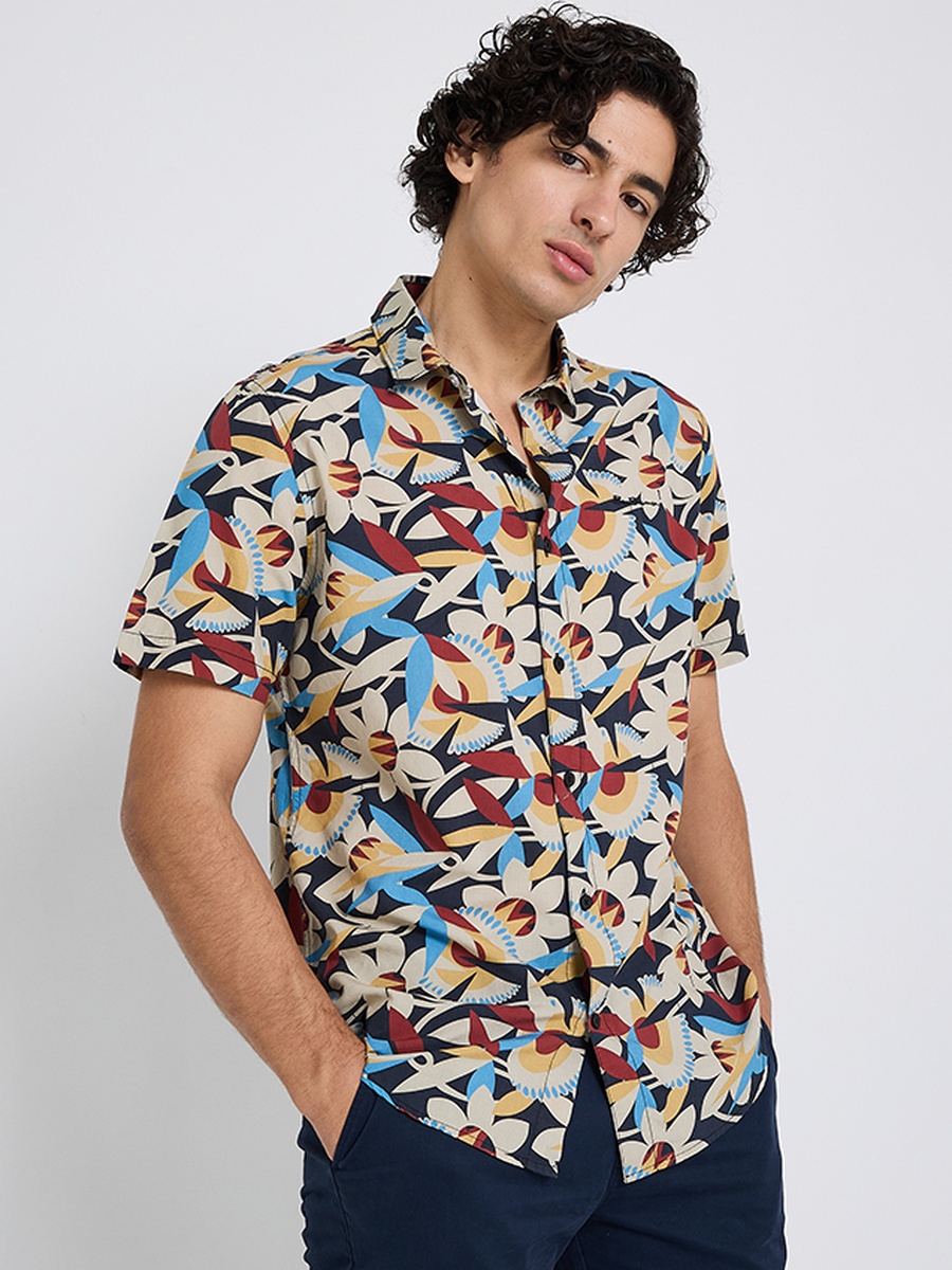 Men Floral Print Short Sleeves Shirt