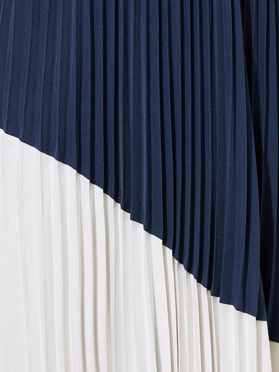 Navy Blue and White Color Block Pleated A-Line Maxi Dress