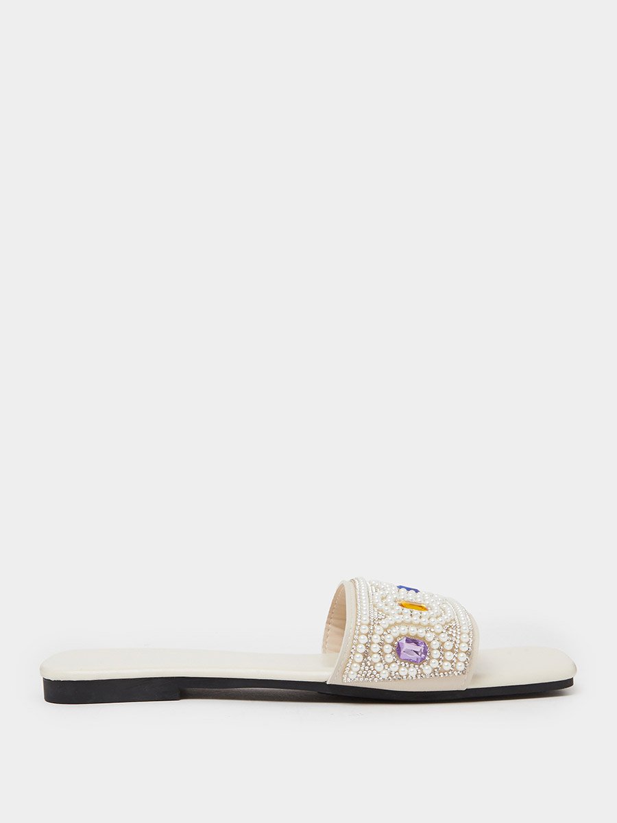 Cream Embellished Flat Sandals
