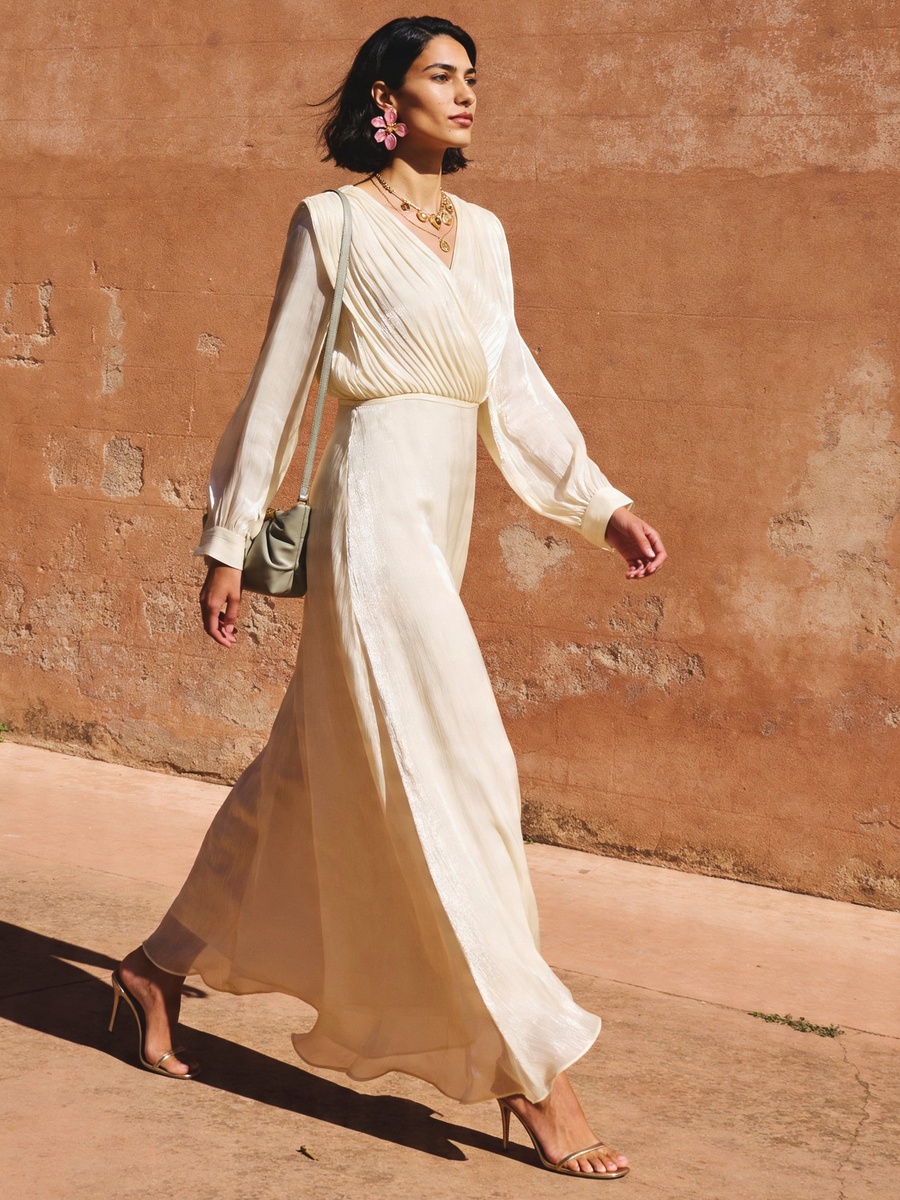 a line pleated maxi dress A-Line with Fluid Sleeves For Default Category at Kuwait Color:White/Blue The delicate pleats create Wisteria 1950's Vivid Blue Halter