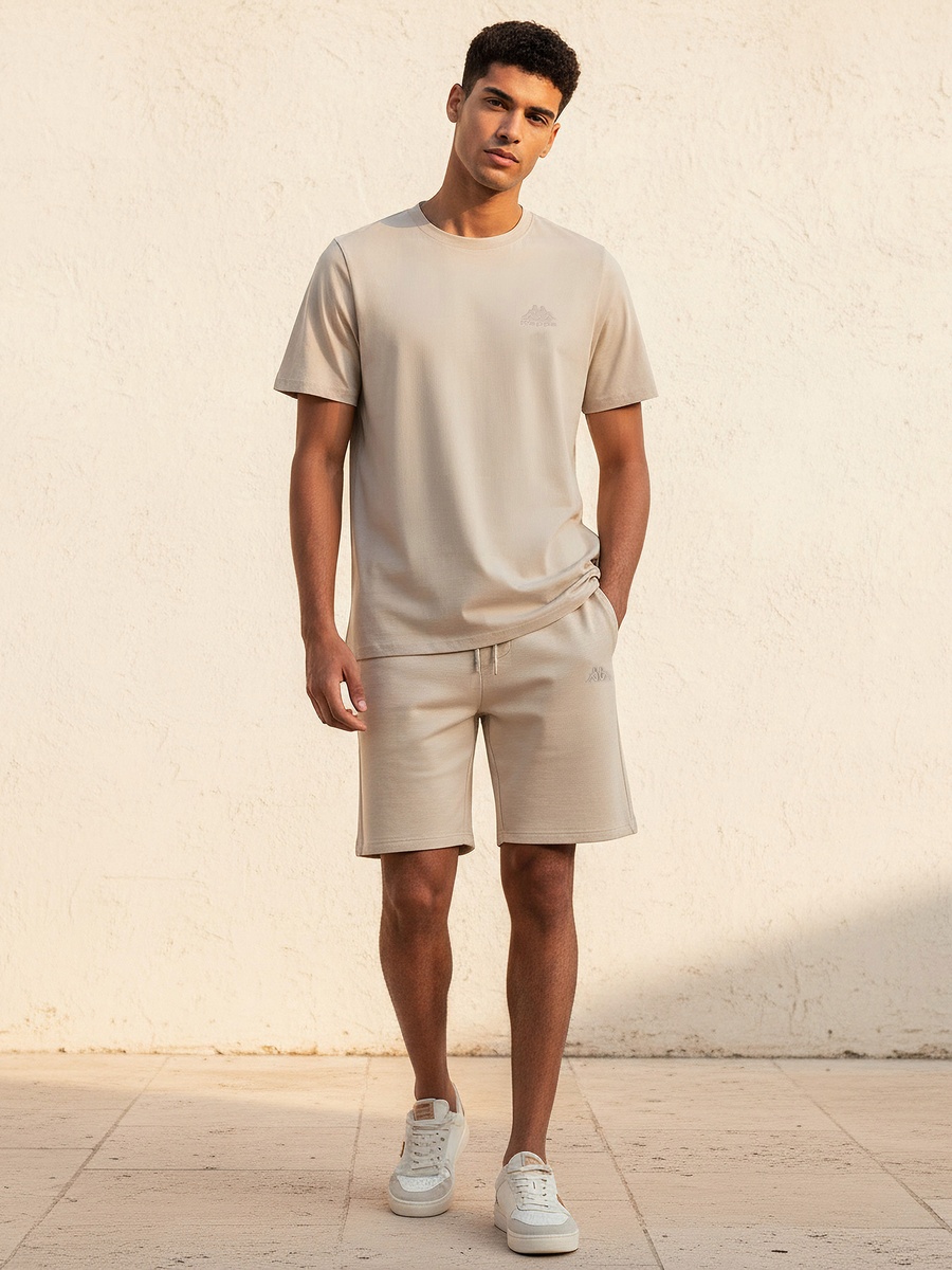 Men Logo Print T-Shirt 