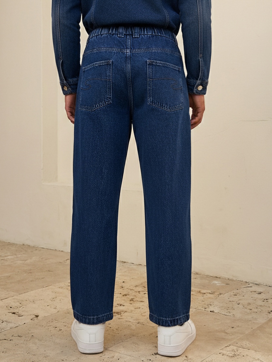 Men Straight Fit Mid-Rise Jeans