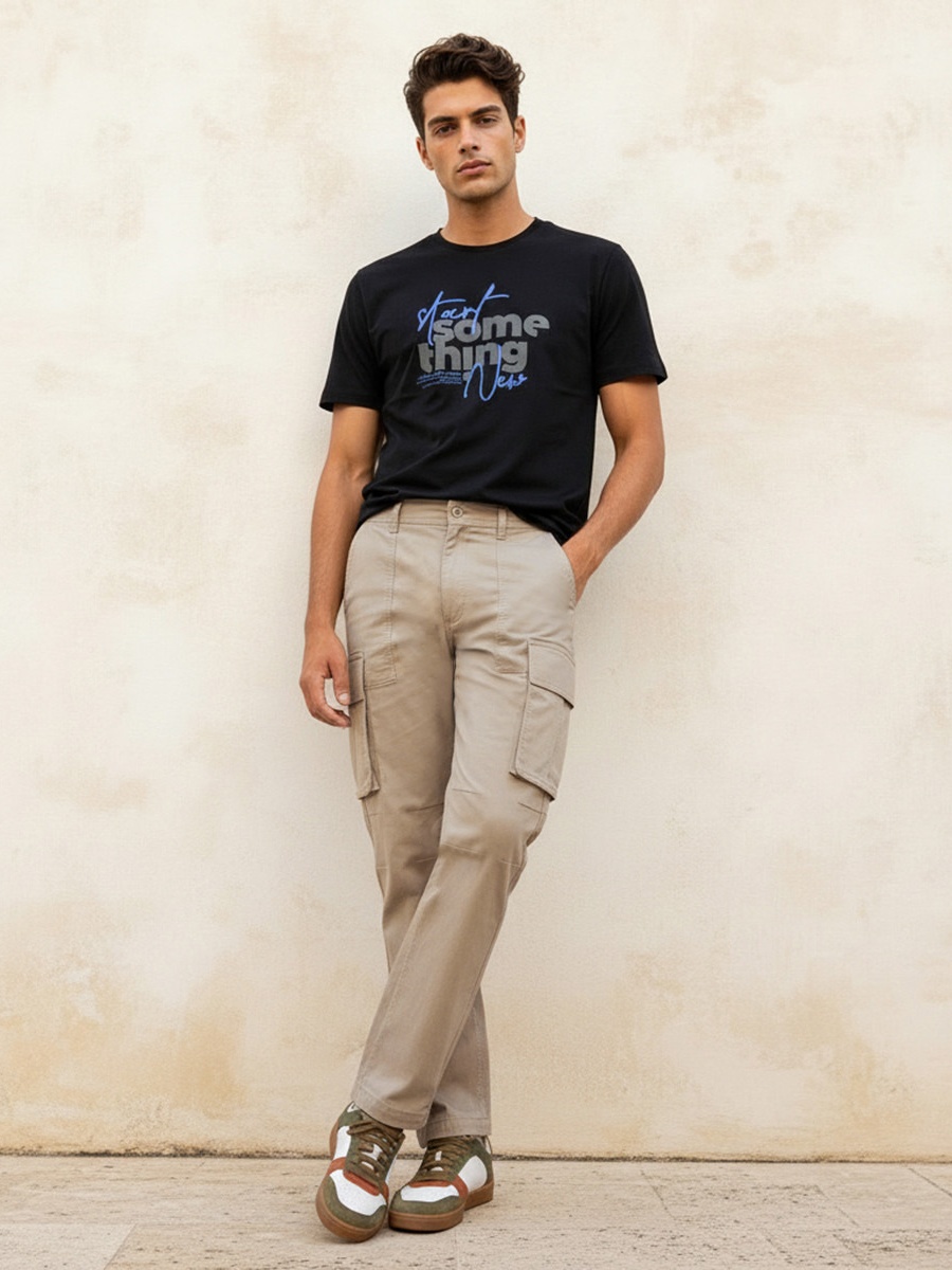Men Regular Fit Twill Cargo Trousers