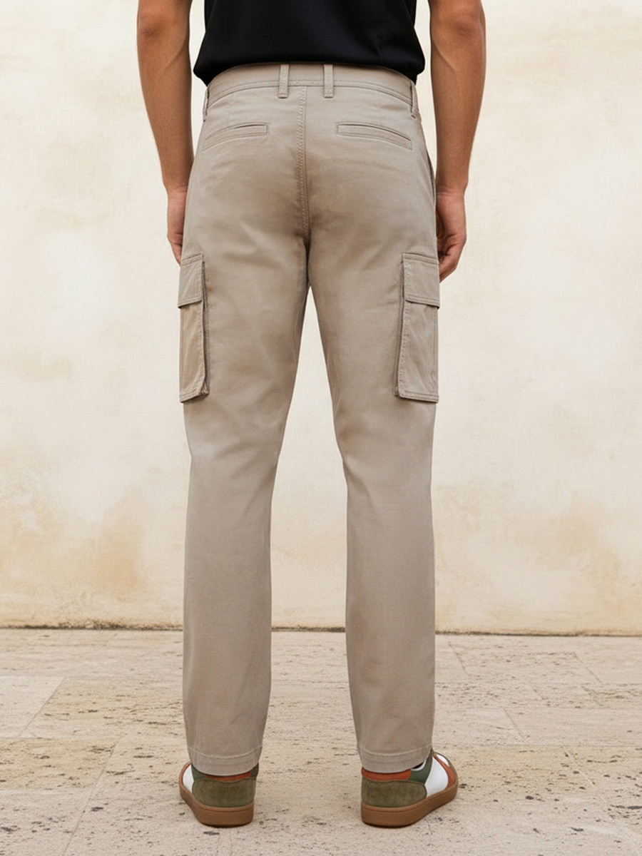 Men Regular Fit Twill Cargo Trousers