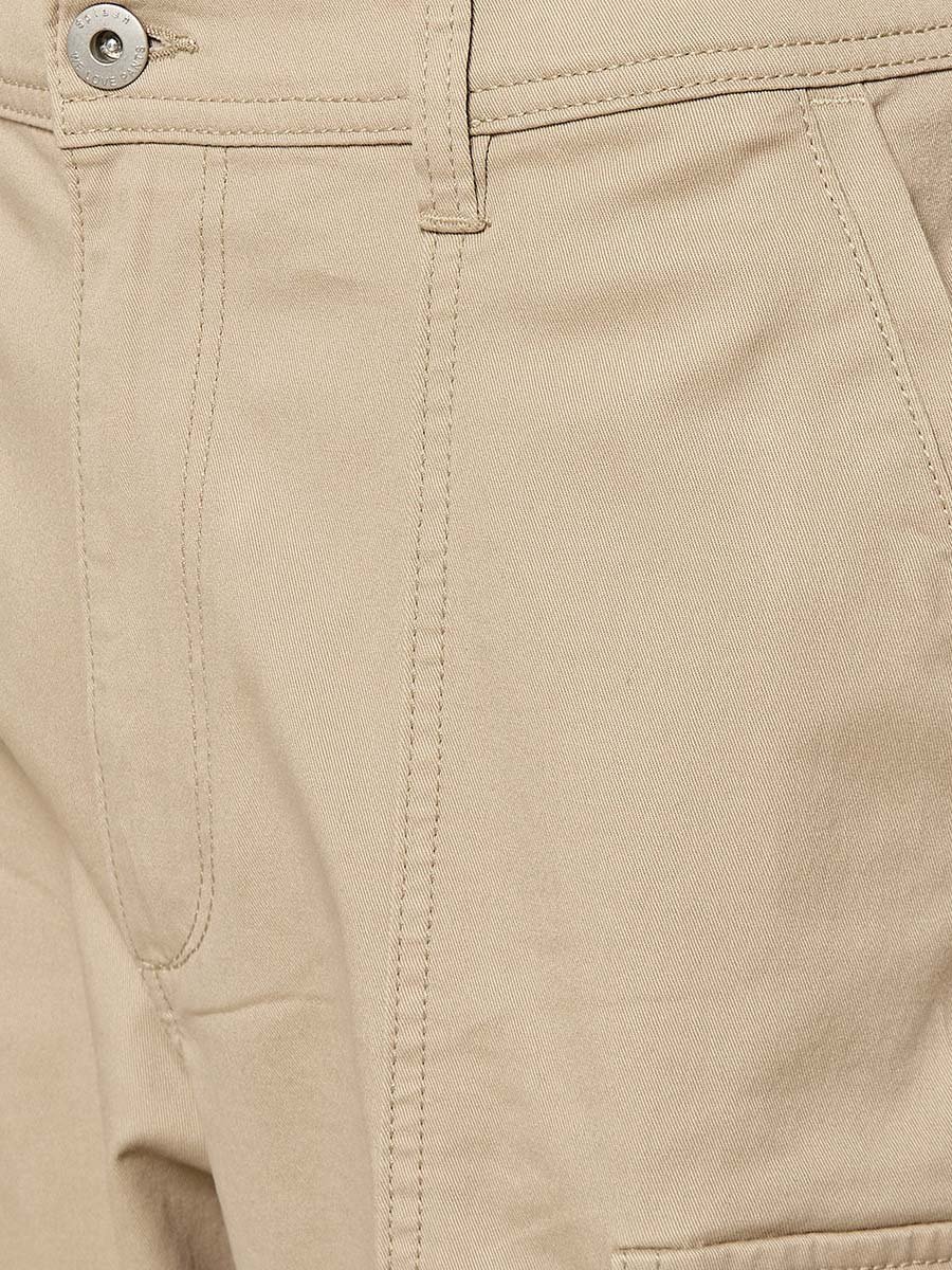 Men Regular Fit Twill Cargo Trousers
