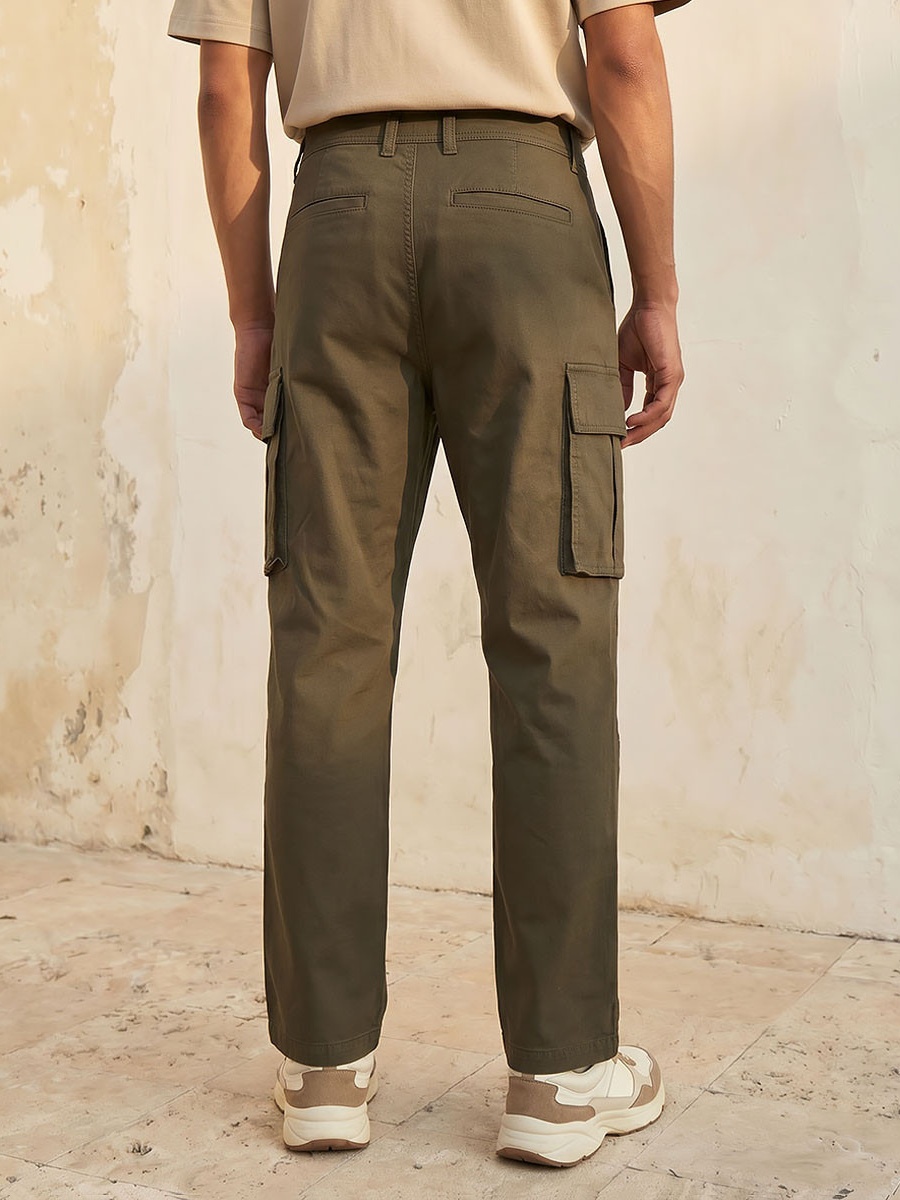 Men Regular Fit Twill Cargo Trousers