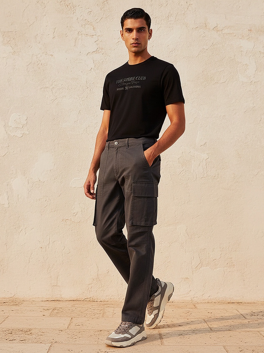 Men Regular Fit Twill Cargo Trousers