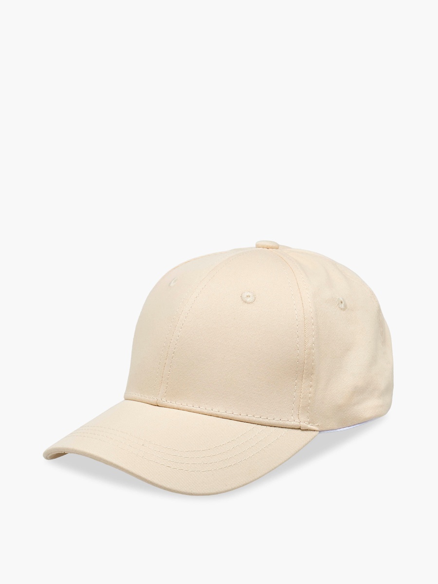 Men Cap with Buckled Strap Closure