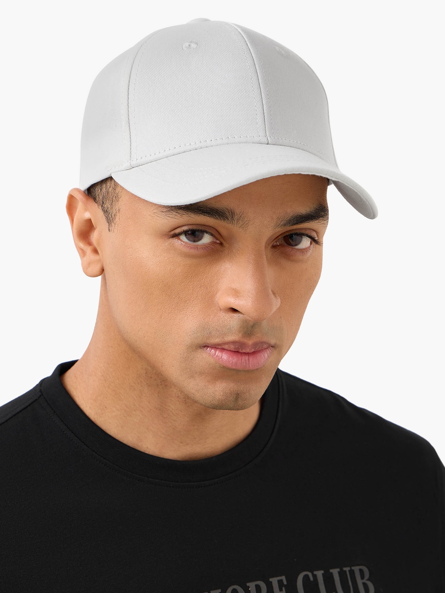 Men Cap with Buckled Strap Closure