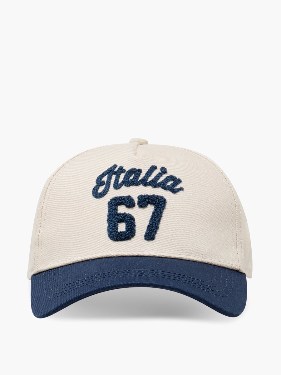 Men Cap with Buckled Strap Closure
