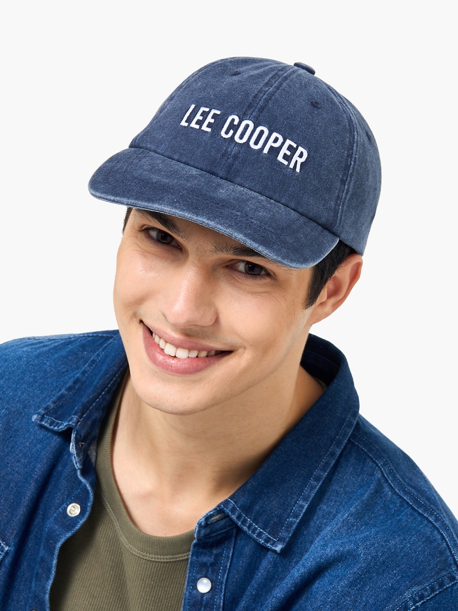 Men Cap with Buckled Strap Closure