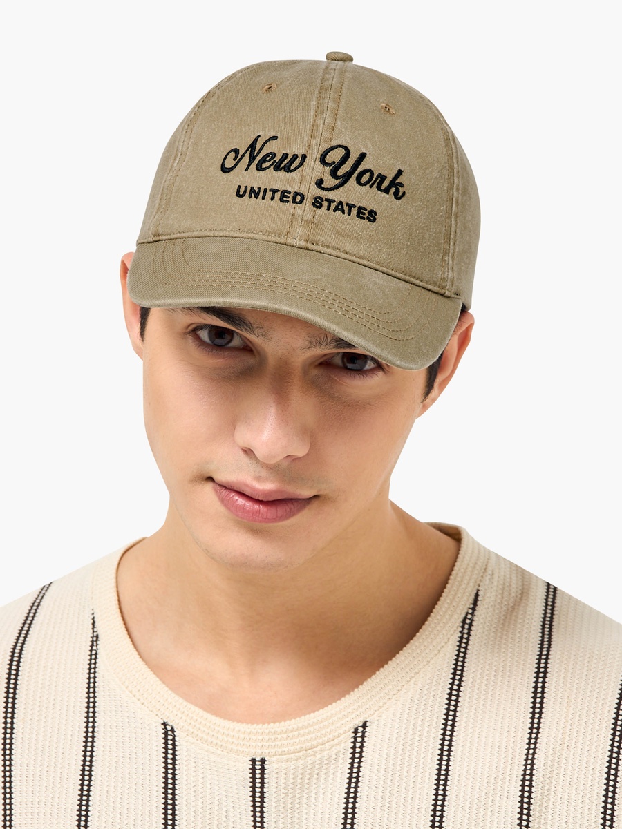 Men Cap with Buckled Strap Closure