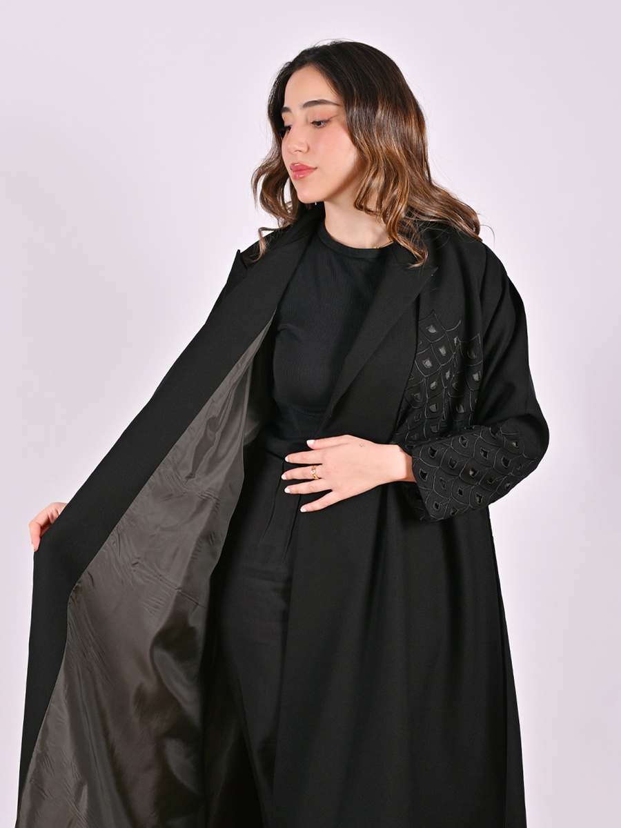 Black Blazer-Style Abaya with Cut-Out Pattern